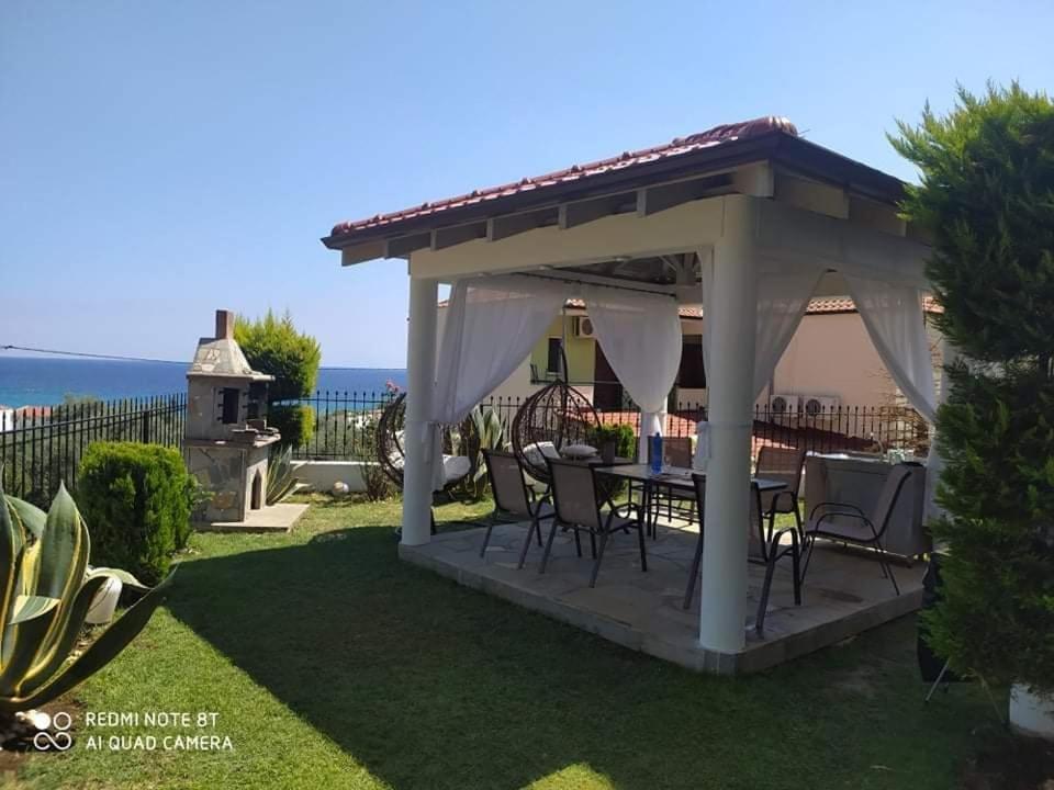 Loretta Maisonettes And Studios Chrisi Ammoudia Exterior foto
